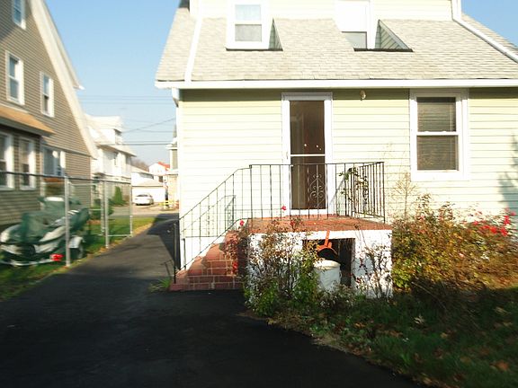 5th image of 220-28 93rd Avenue