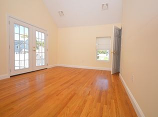 80 Union St #2, Rockland, MA 02370