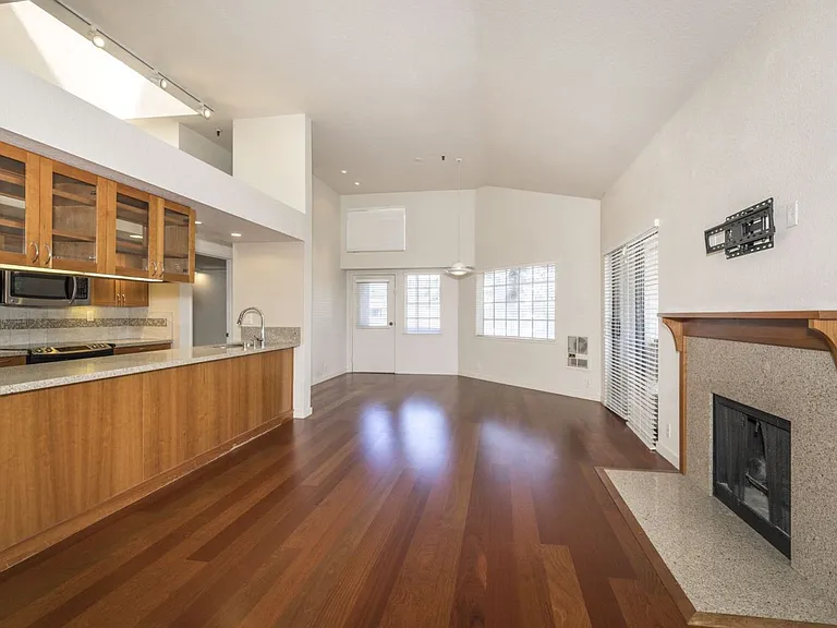 185 Forest Ave #4A — Photo 4
