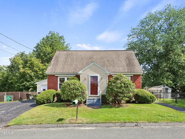 11 Allessio St, Pittsfield, MA 01201