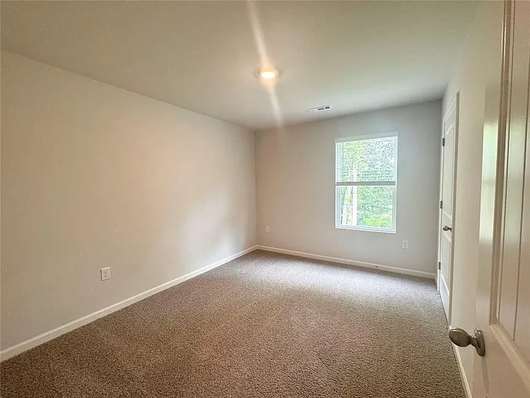 22 Berryville Dr — Photo 13