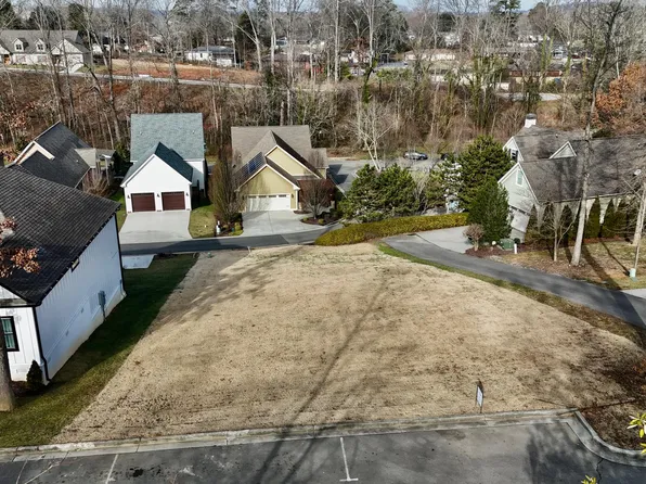 2758 Ridge Park Dr NE, Cleveland, TN 37311