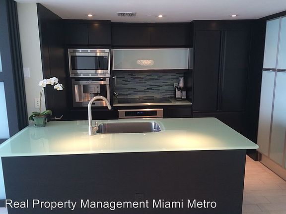 3rd image of 5875 Collins Ave APT 2105