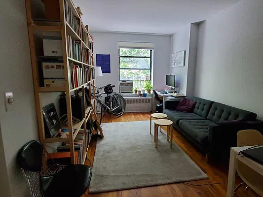 Rented by CNYC Apartments | media 23