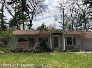 1724 Comanche St, Traverse City, MI 49686