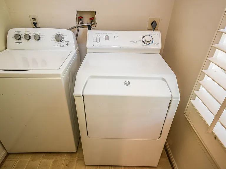 5918 Edson Ln — Photo 24