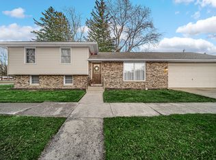 241 Brandt Pl, Hobart, IN 46342