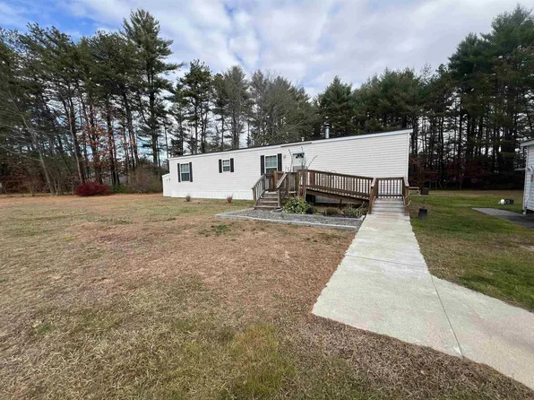 240 Hubbard Road, Lebanon, ME 04027