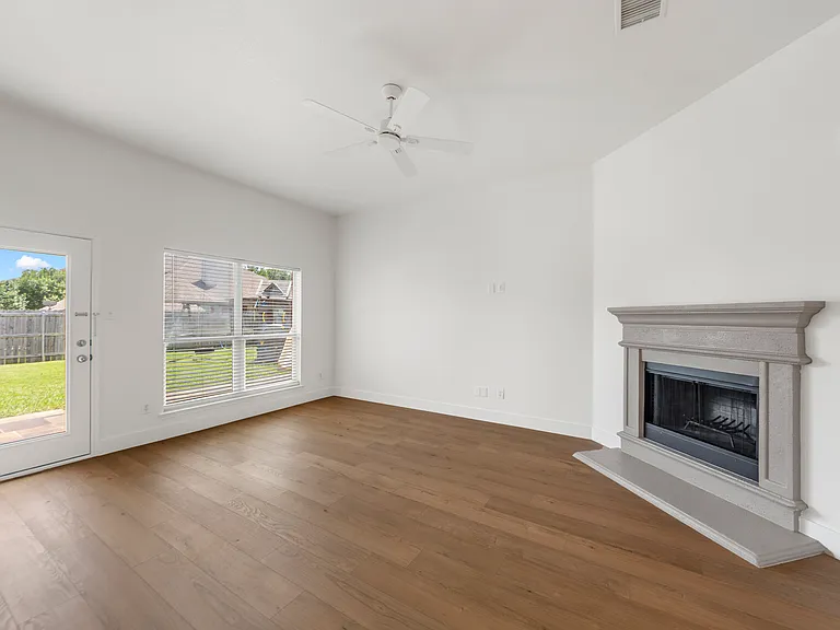3004 Sweetleaf Dr — Photo 11