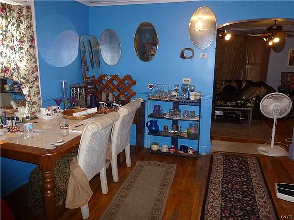 3rd image of 153 Hall Ave