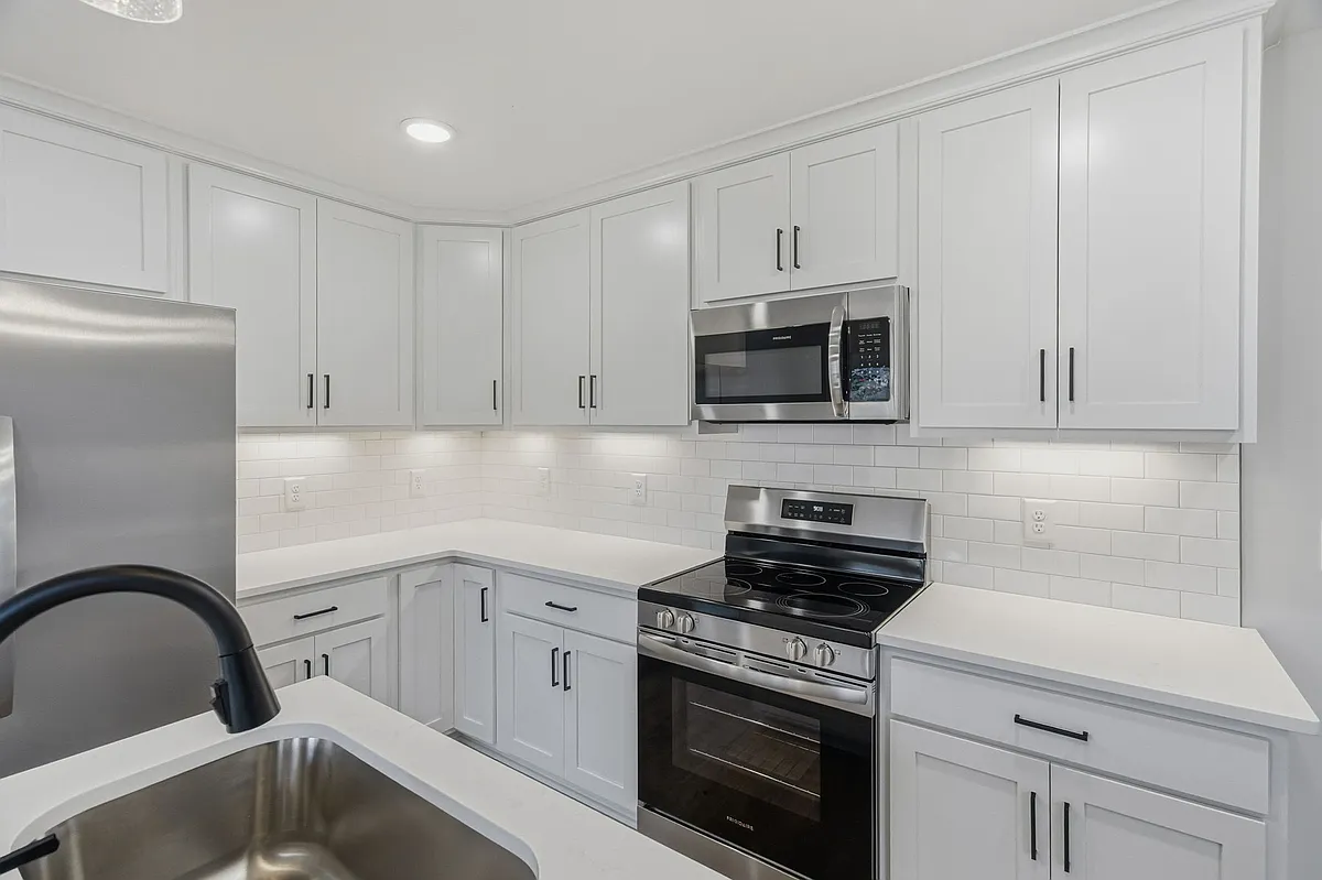Building Photo - 1148 Malinda Ln #36