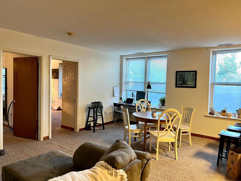 Living Rm