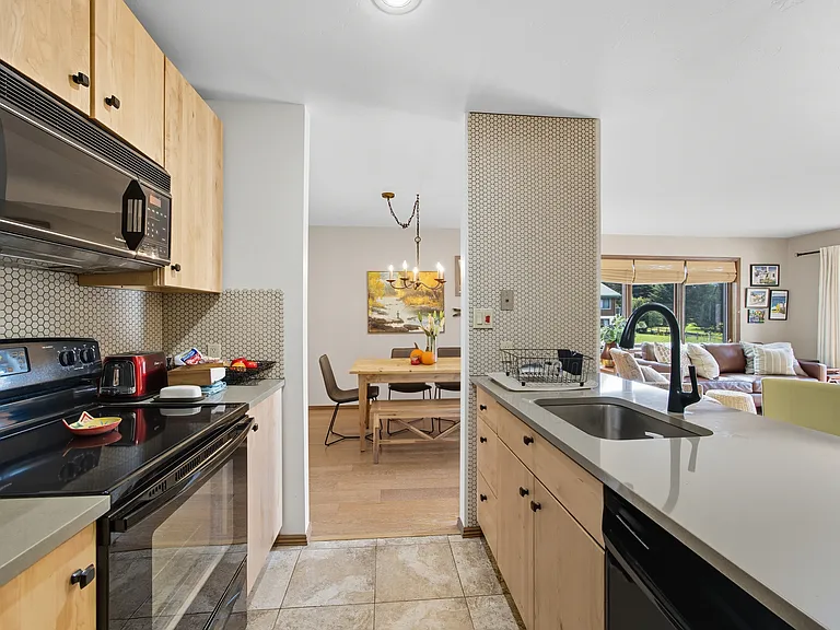 520 W Beaver Creek Blvd #A103 — Photo 5