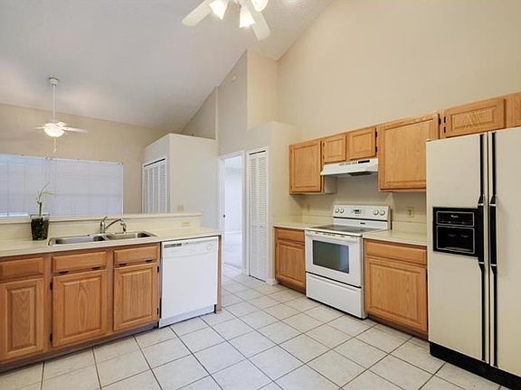 4th image of 2634 Tilton Ct