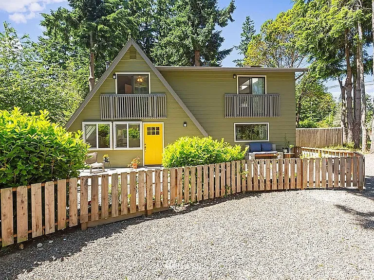 House Front (Photo from Previous Listing)