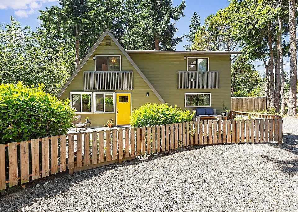 House Front (Photo from Previous Listing)