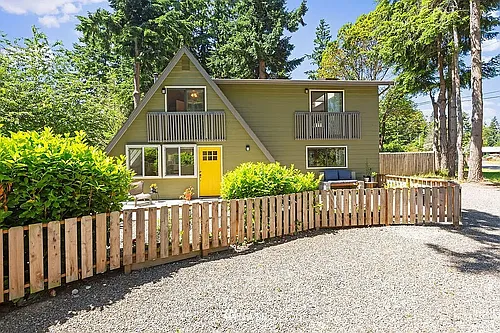 440 3rd St Photo 1