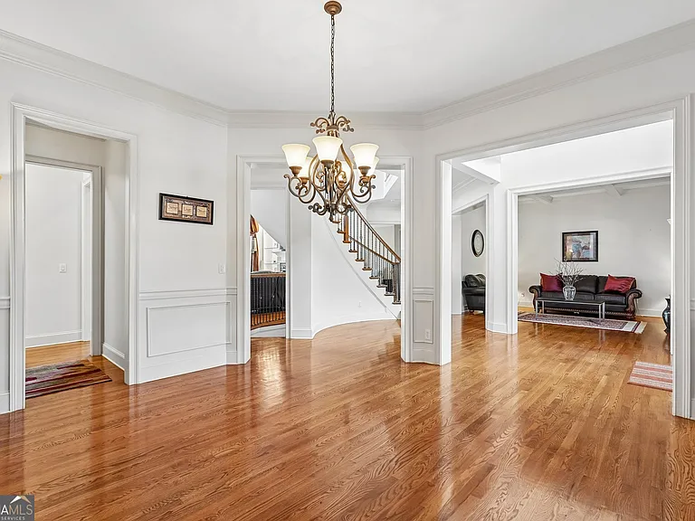 103 Century Park Pl — Photo 32
