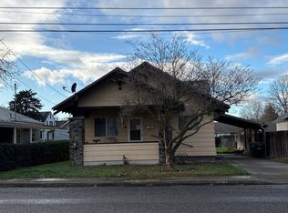 734 12th St, Clarkston, WA 99403