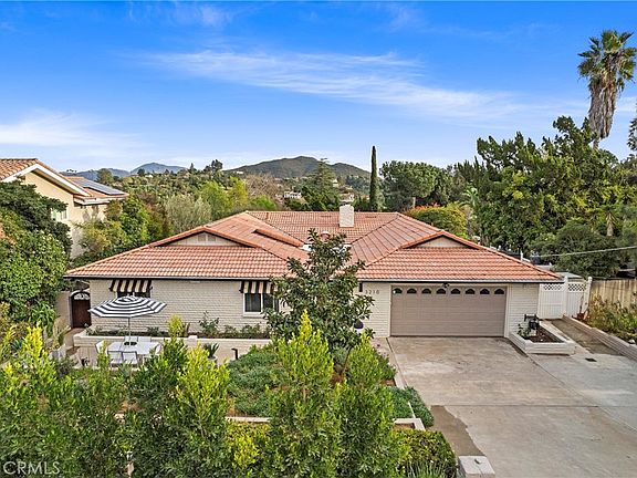 2nd image of 3210 Purer Rd