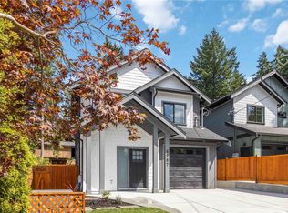 6987 Hagan Rd, Central Saanich, BC V8M1E5