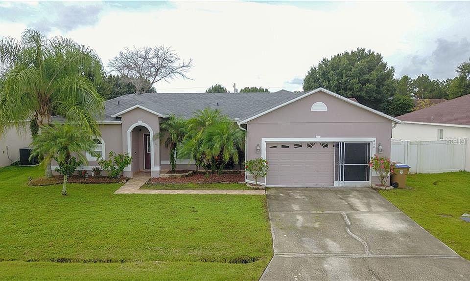 1st image of 818 Jarnac Dr