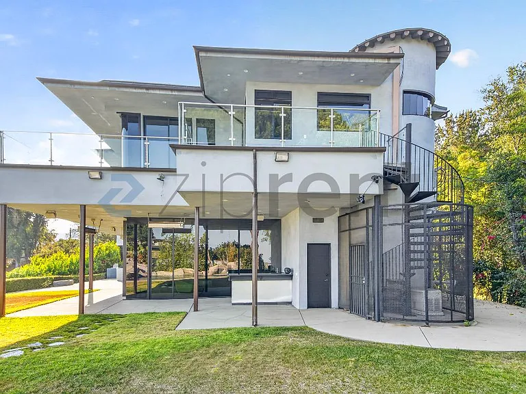 1799 Correa Way — Photo 7