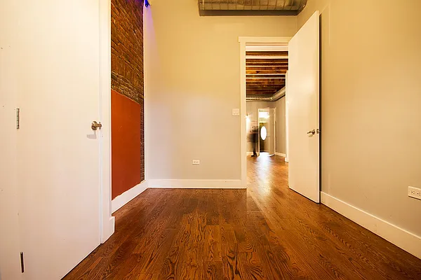 Rented by MySpaceNYC | media 20