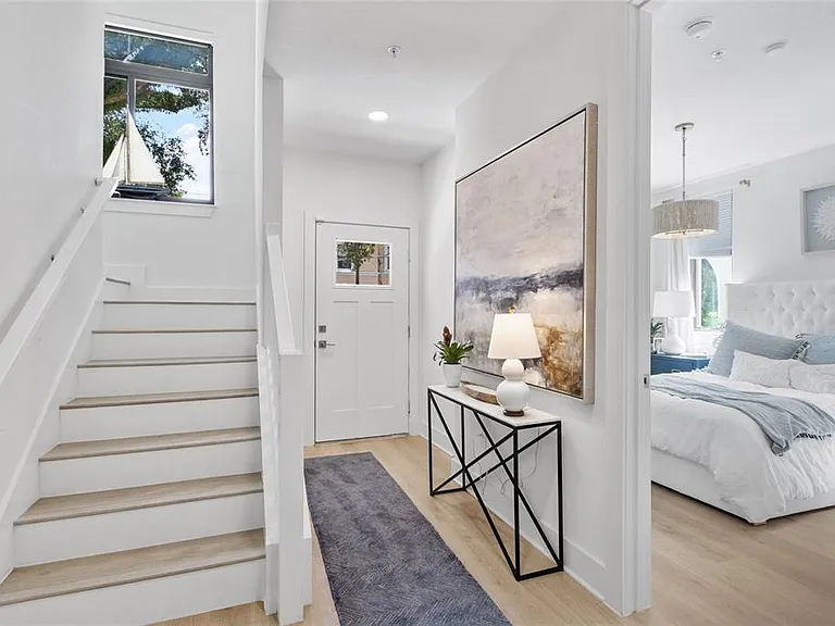758 Highland Ave #13 — Photo 4