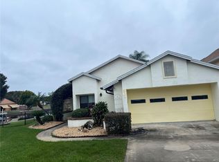 832 Palm Harbor Ct, Leesburg, FL 34748