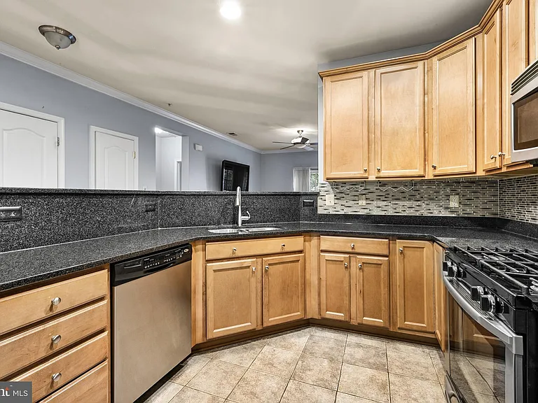 9720 Holmes Pl #103 — Photo 8