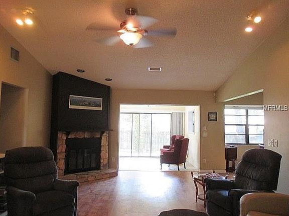 2nd image of 2244 Cypress Point Dr W