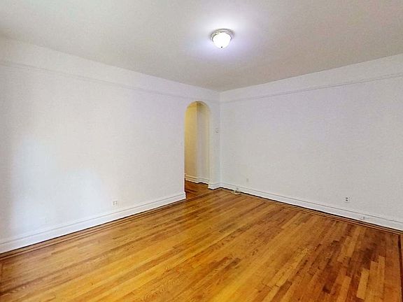 3rd image of 32-79 30th St #3B