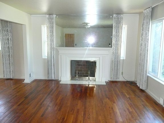 Fire Place in LR