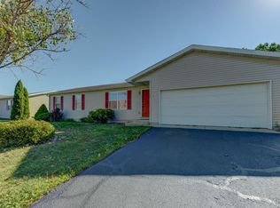 735 Devonshire Rd, Valparaiso, IN 46385