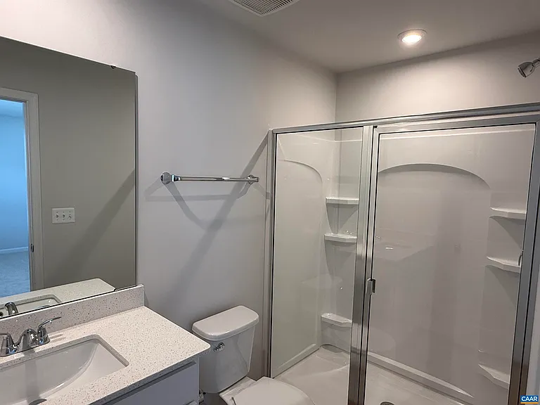 37 Laurin St — Photo 10