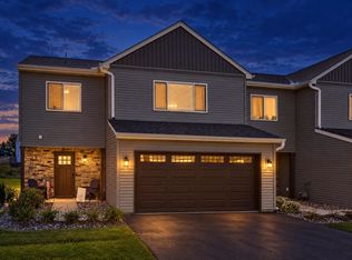 7757 Sterling Dr, Rockford, MN 55373