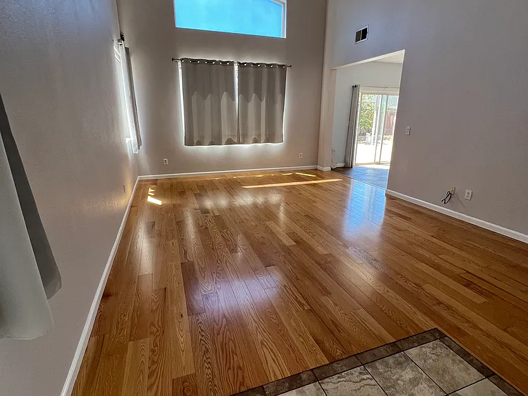 831 Spring Mountain Ln — Photo 3