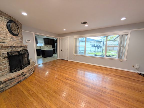 4th image of 5306 Briarbend Dr