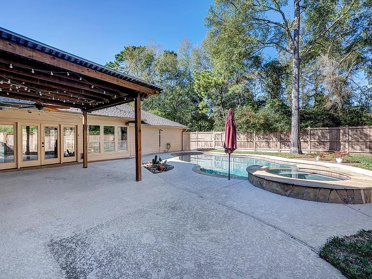 2511 Bridgestone Park Ln — Photo 22