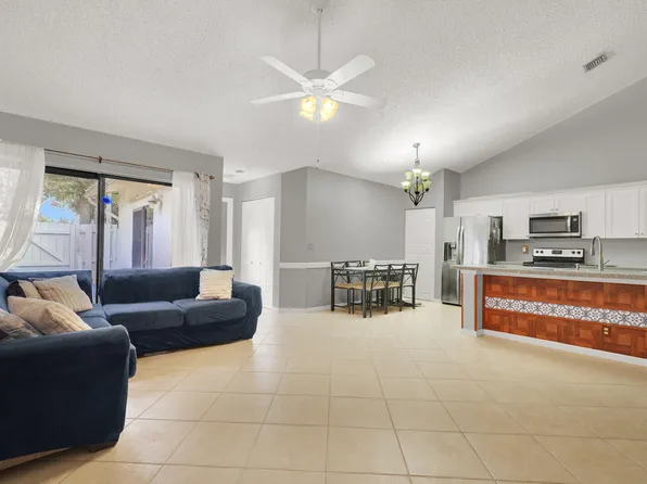 8850 Ranta Court #D, Boynton Beach, FL 33436