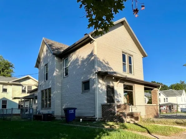 109 Lincolnway, La Porte, IN 46350