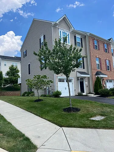 1 Gates Park Ct Photo 1