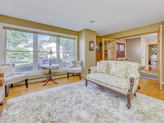 4th image of 49 Cranford Drive
