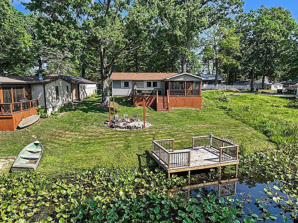 1st image of 31955 Huckleberry Ln