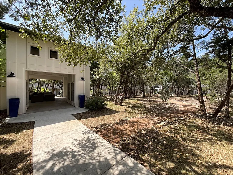 12001 Vista Parke Dr #203 — Photo 16