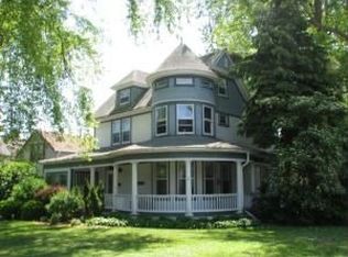 929 Cedar St, West Bend, WI 53095