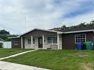 20570 NW 1st Ct, Miami Gardens, FL 33169