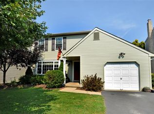 10 Oxford Ln, Horsham, PA 19044