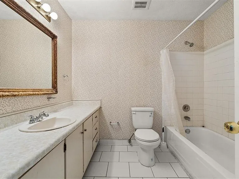 360 Winding River Dr #C — Photo 15